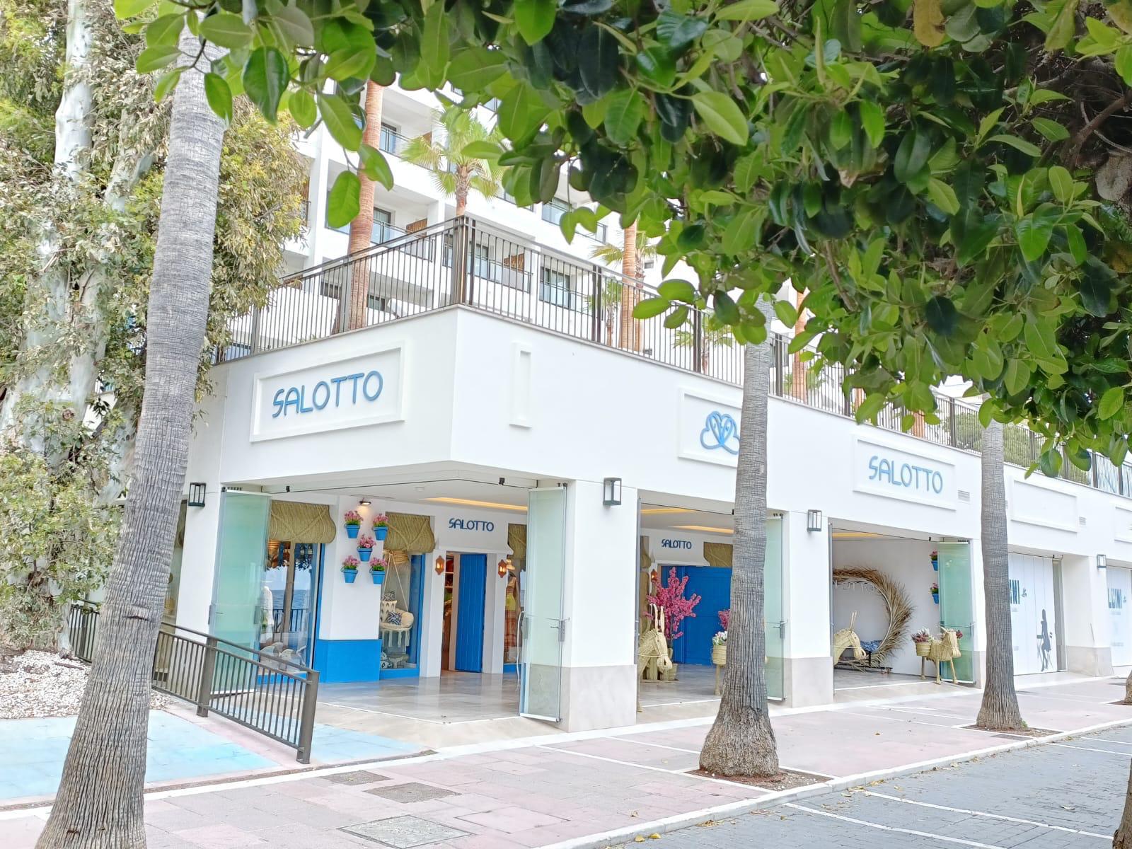 Local Salotto Finalizado